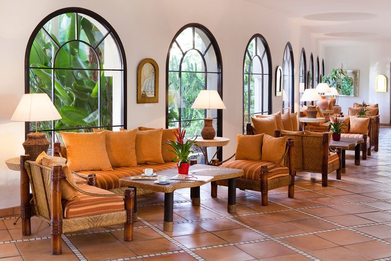 Seaside Sandy Beach 4