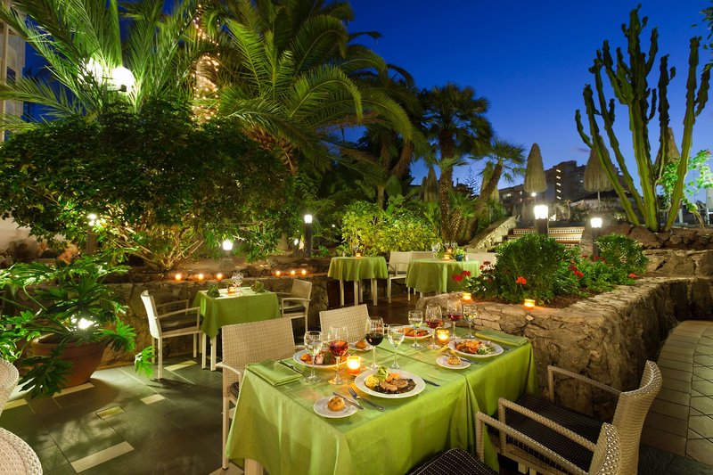 Seaside Sandy Beach 15