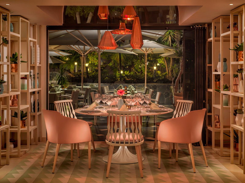 Seaside Sandy Beach 12