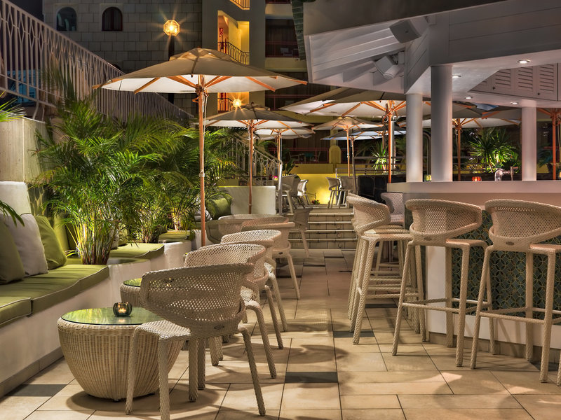 Seaside Sandy Beach 13