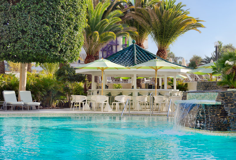 Seaside Sandy Beach 5