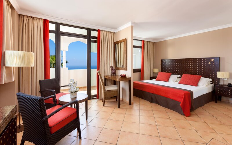 Seaside Sandy Beach 14