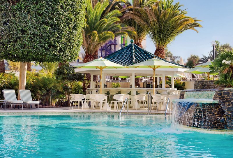 Seaside Sandy Beach 2