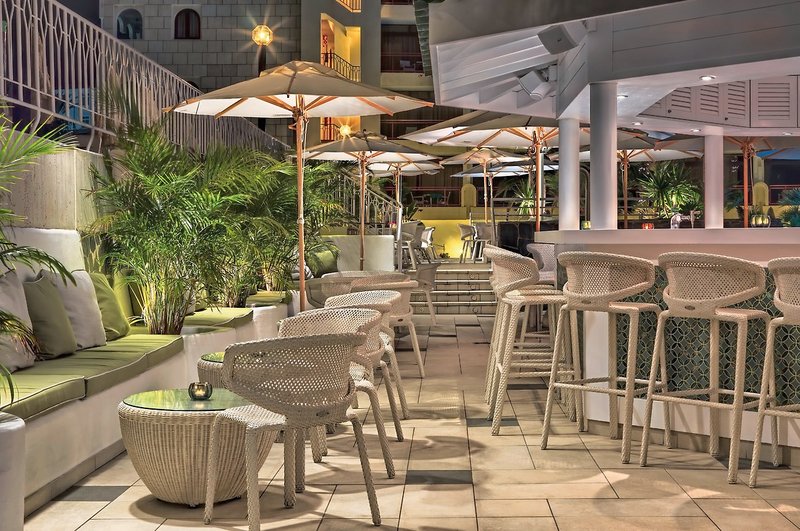 Seaside Sandy Beach 4