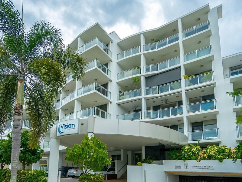 Vision Cairns Apartments 5