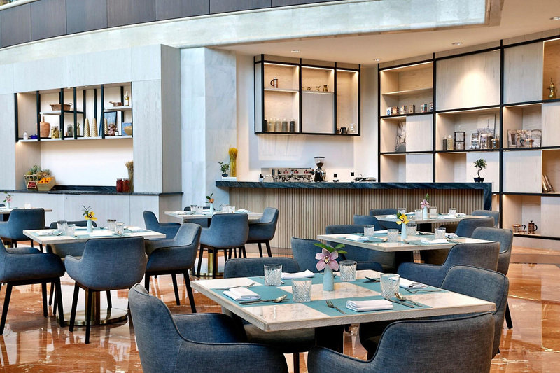 The Ritz-Carlton Doha 8