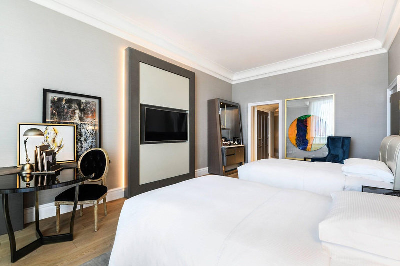 The Ritz-Carlton Doha 17