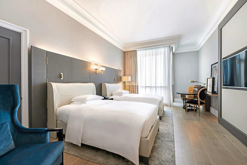 The Ritz-Carlton Doha 12