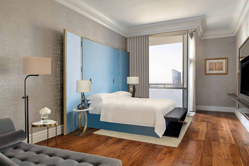 The Ritz-Carlton Doha 18