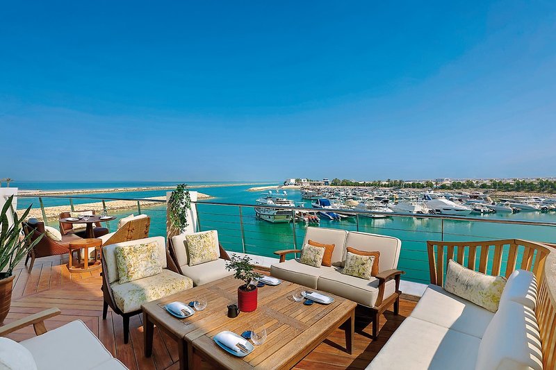 The Ritz-Carlton Doha 31