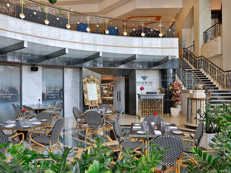 The Ritz-Carlton Doha 35
