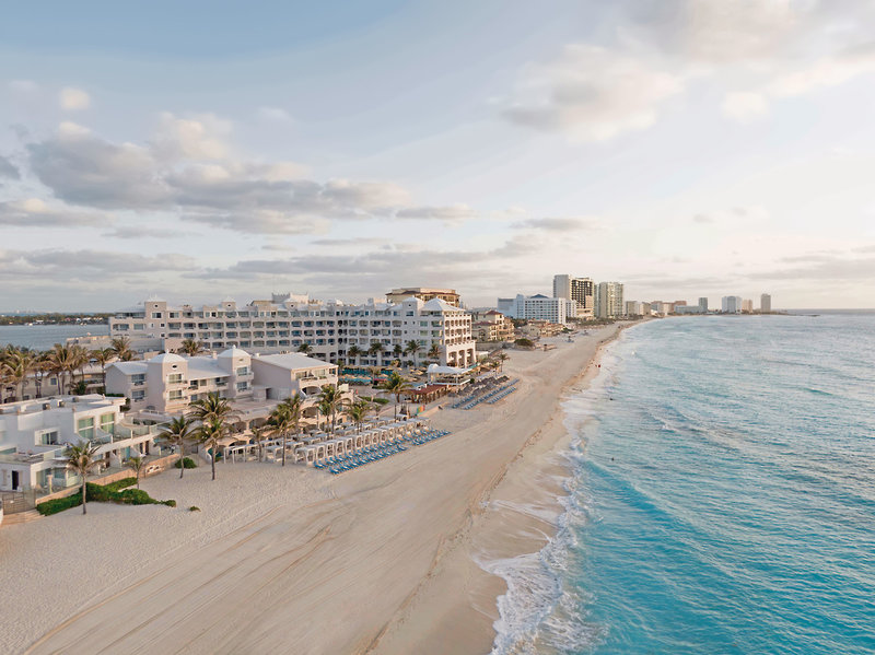 Wyndham Alltra Cancun All Inclusive Resort 2