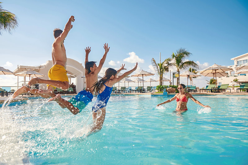 Sunscape Cancun Resort & Spa 7