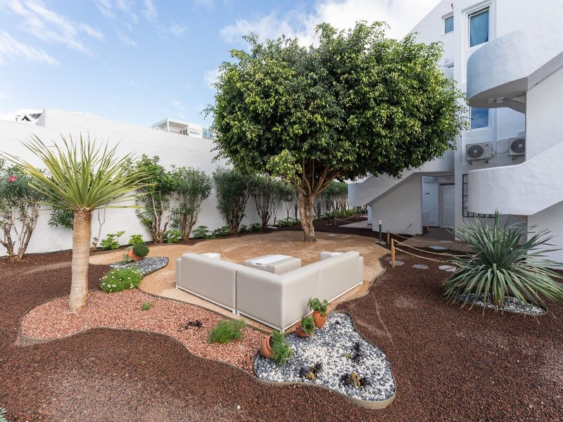 Tivoli Apartments 18