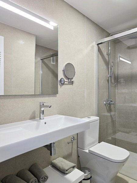 Tivoli Apartments 43