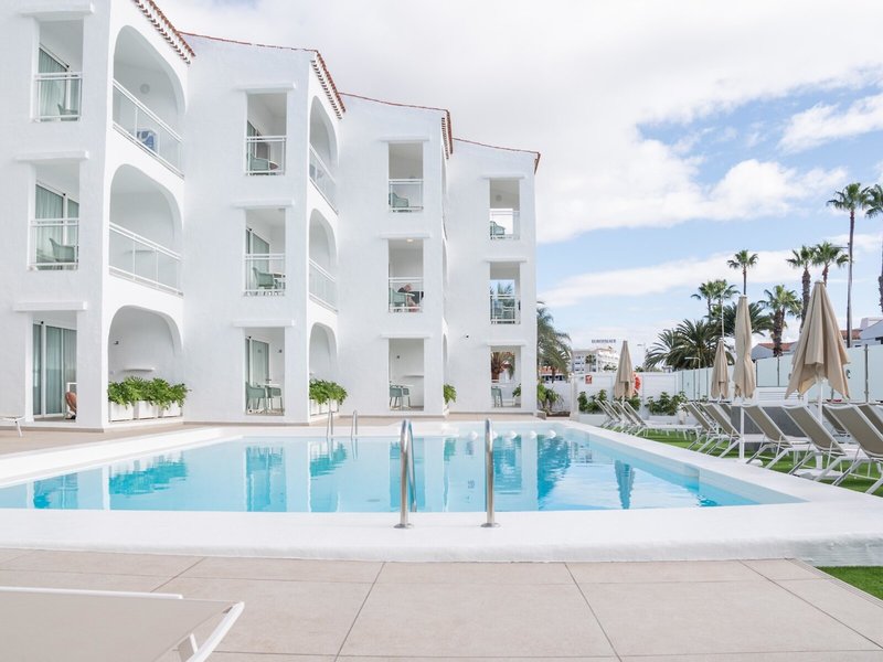 Tivoli Apartments 3 - Exterior