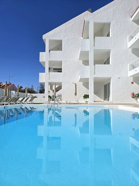 Tivoli Apartments 9 - Outdoor Pool