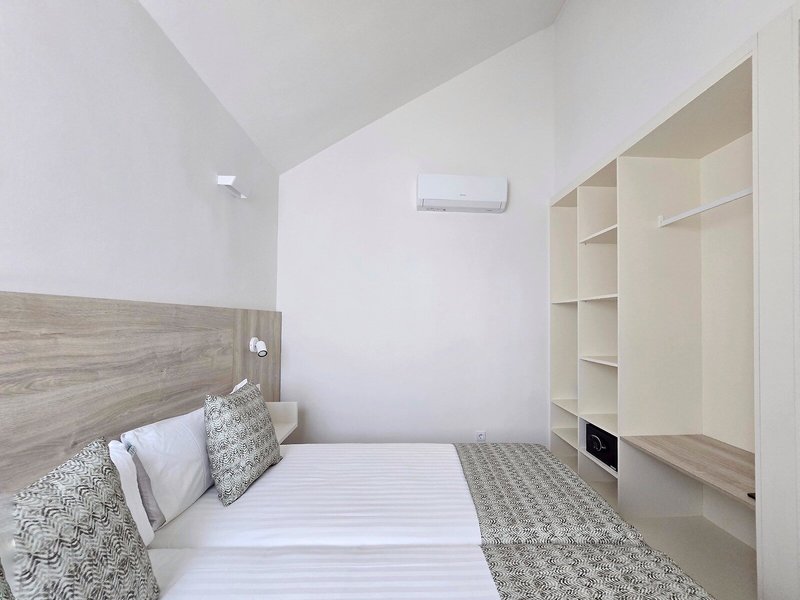 Tivoli Apartments 31 - Room Example
