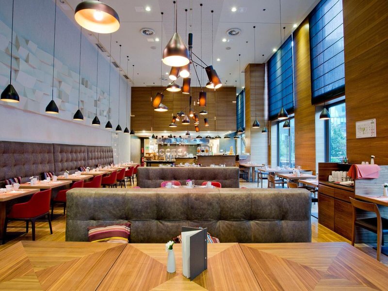 DoubleTree by Hilton Zagreb 19