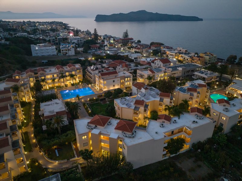 Creta Palm 14