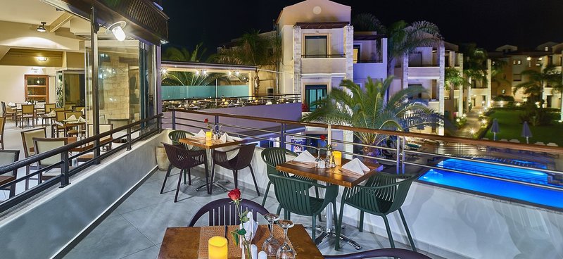 Creta Palm 16