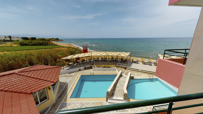 Dedalos Beach Hotel 8
