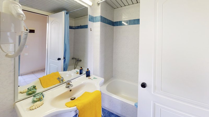 Dedalos Beach Hotel 18