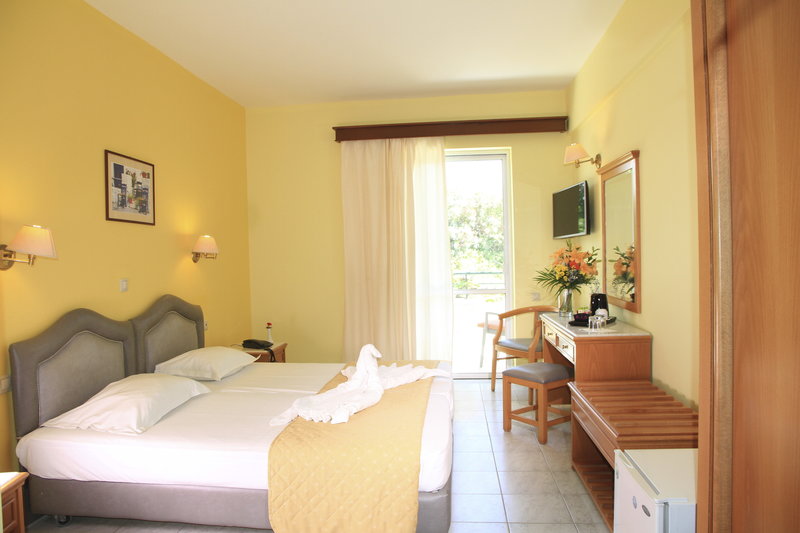 Dedalos Beach Hotel 19