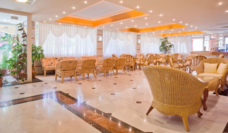 Dedalos Beach Hotel 24