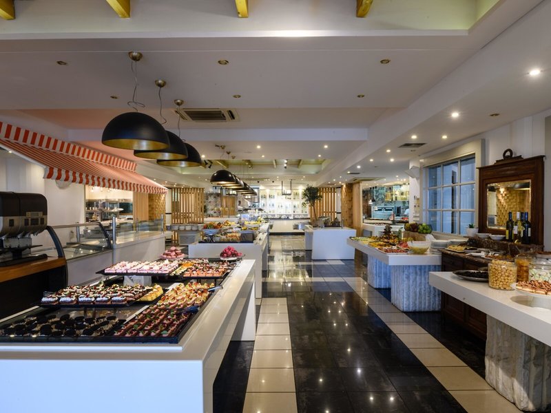 Radisson Blu Beach Resort 49