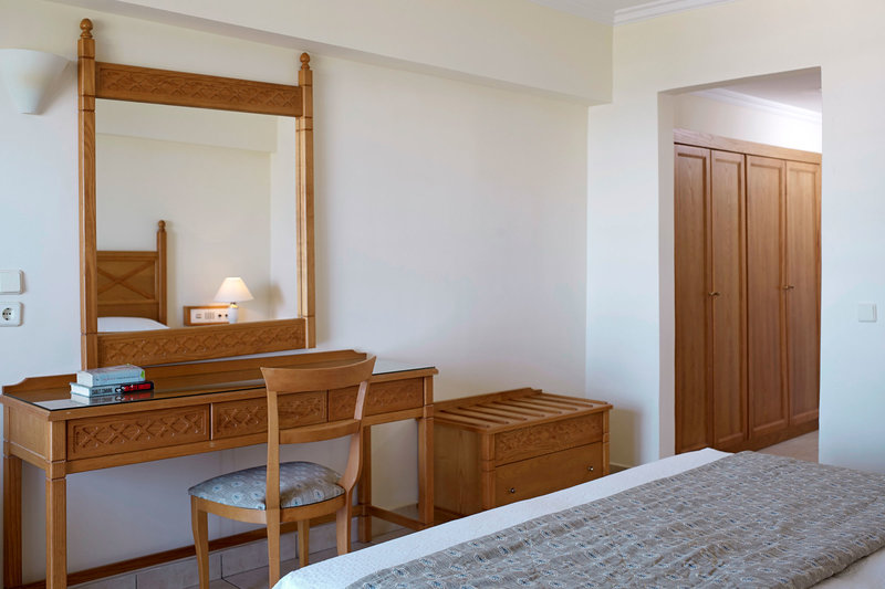 Mitsis Petit Palais 10