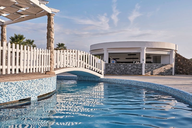 Sandy Beach Resort 10
