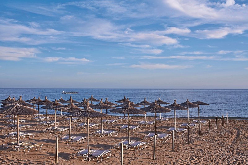 Sandy Beach Resort 12