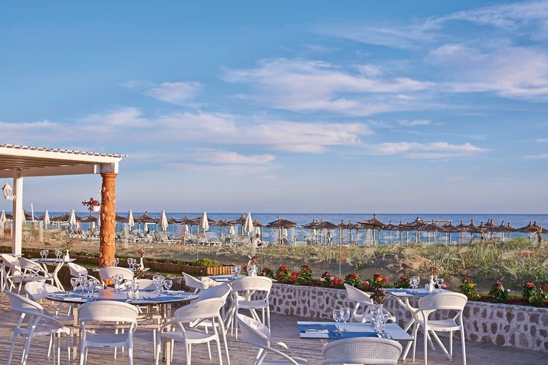 Sandy Beach Resort 15
