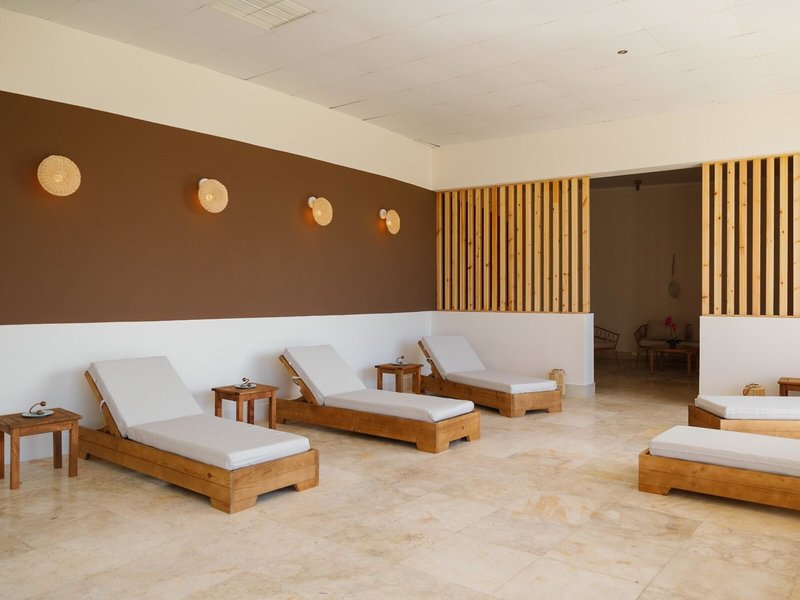 Sandy Beach Resort 19
