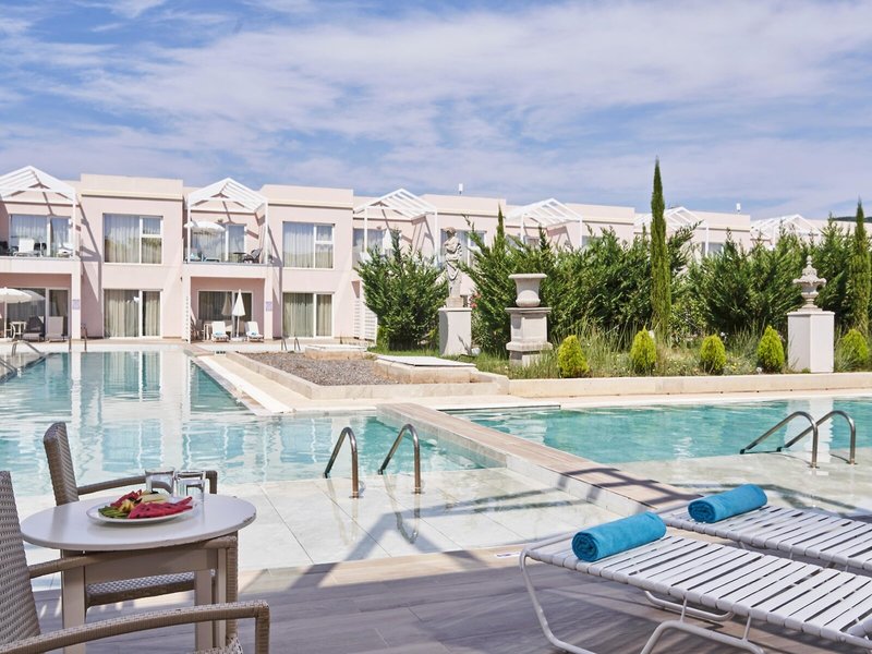 Sandy Beach Resort 42