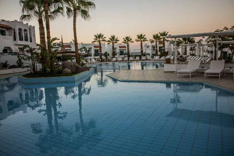 JAZ Neo Naama Bay 6
