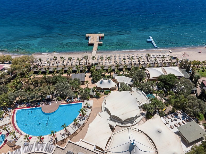 Latanya Park Resort 28