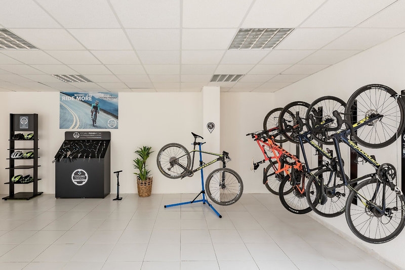 Tropic Garden Hotel & Apartments 19