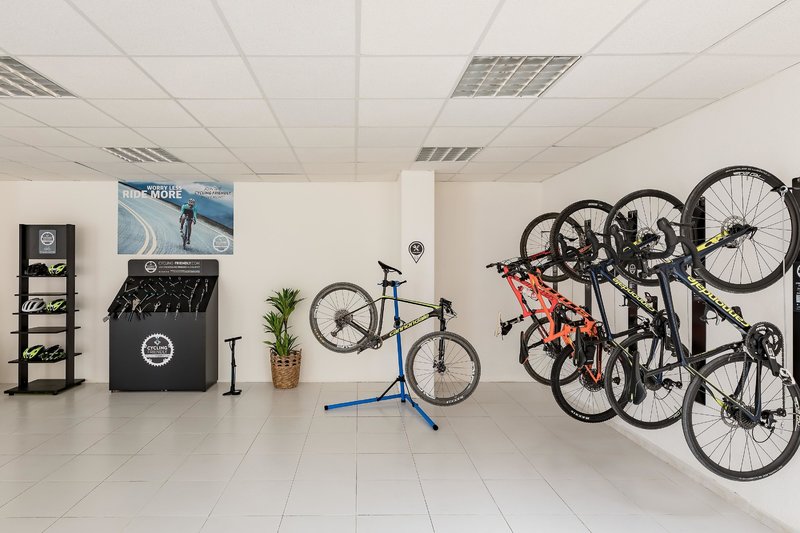 Tropic Garden Hotel & Apartments 27