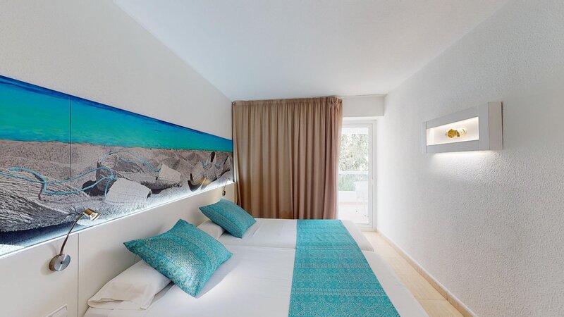 Tropic Garden Hotel & Apartments 75