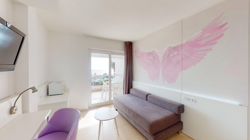 Tropic Garden Hotel & Apartments 76