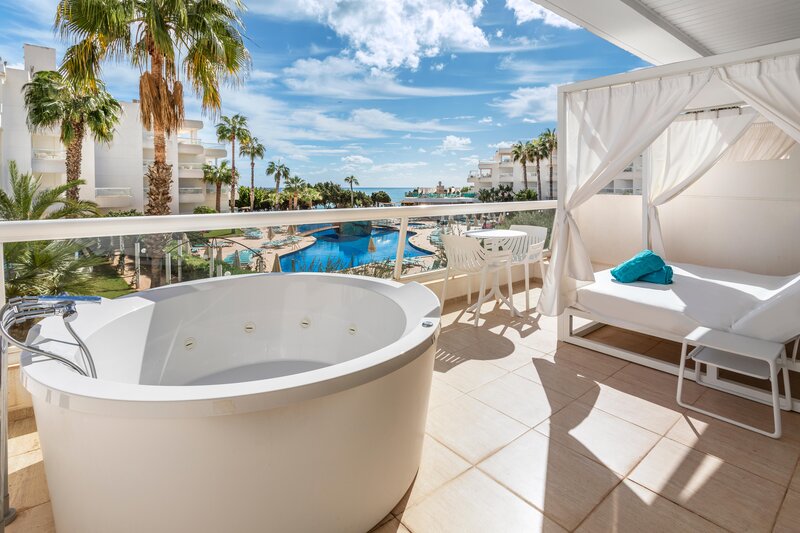 Tropic Garden Hotel & Apartments 107