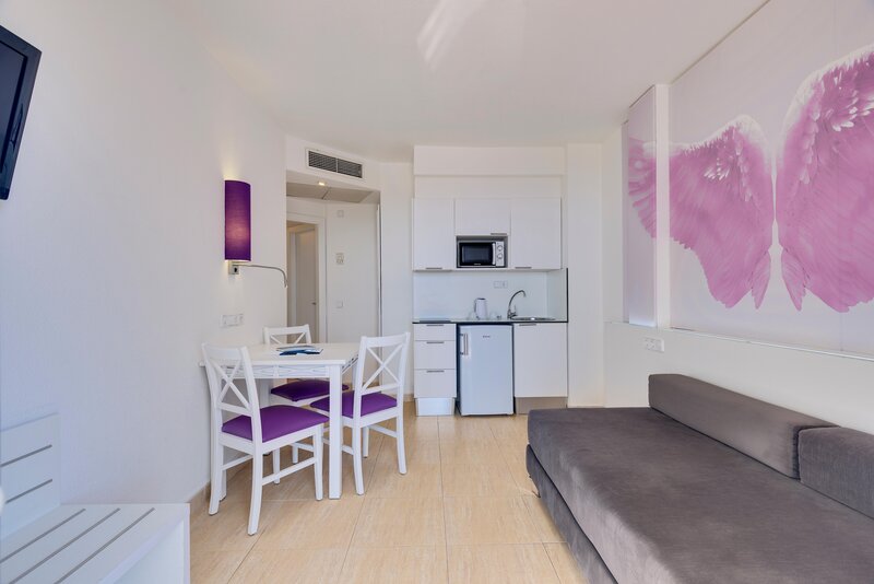 Tropic Garden Hotel & Apartments 43