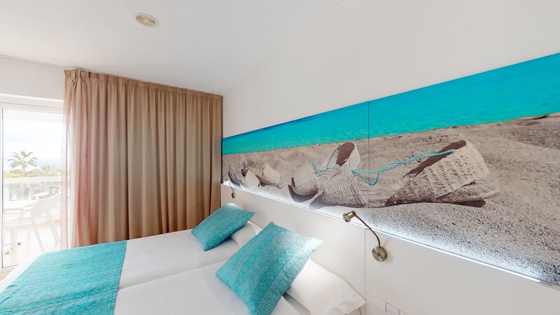 Tropic Garden Hotel & Apartments 45