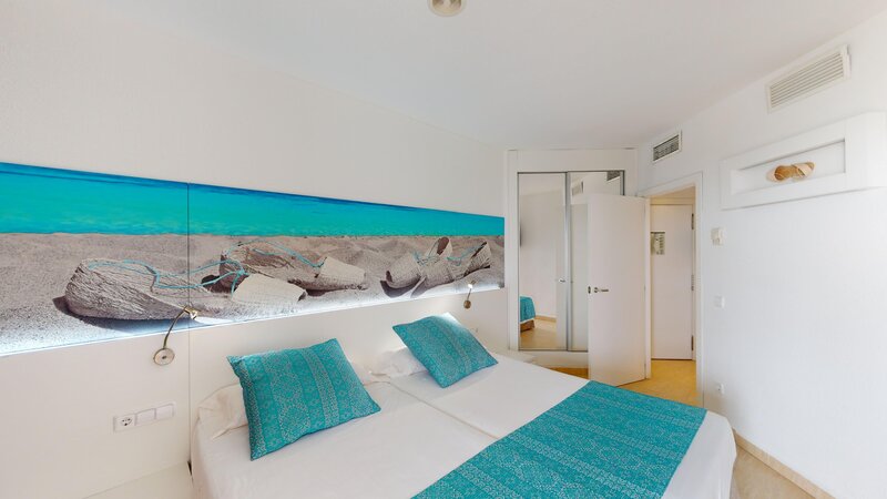 Tropic Garden Hotel & Apartments 50