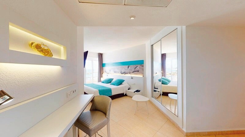 Tropic Garden Hotel & Apartments 14