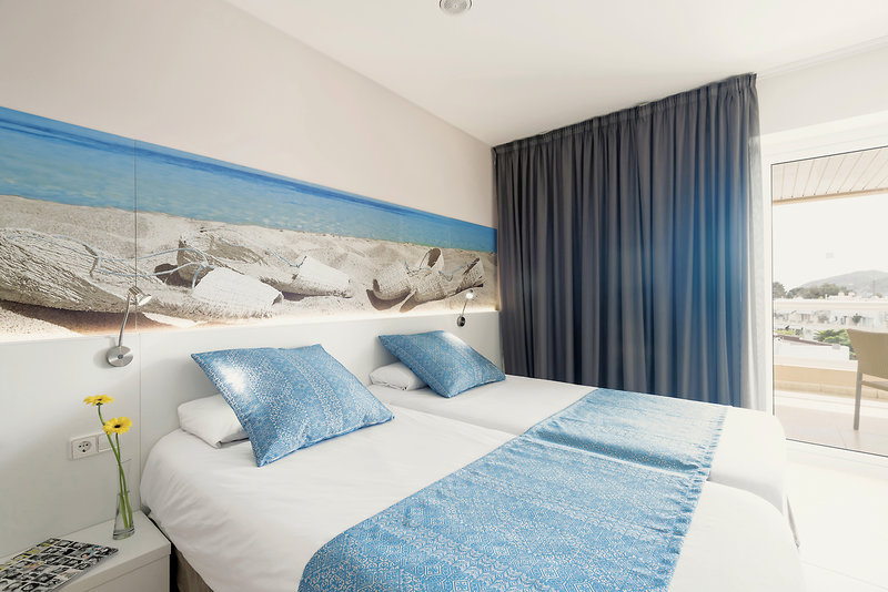 Tropic Garden Hotel & Apartments 15