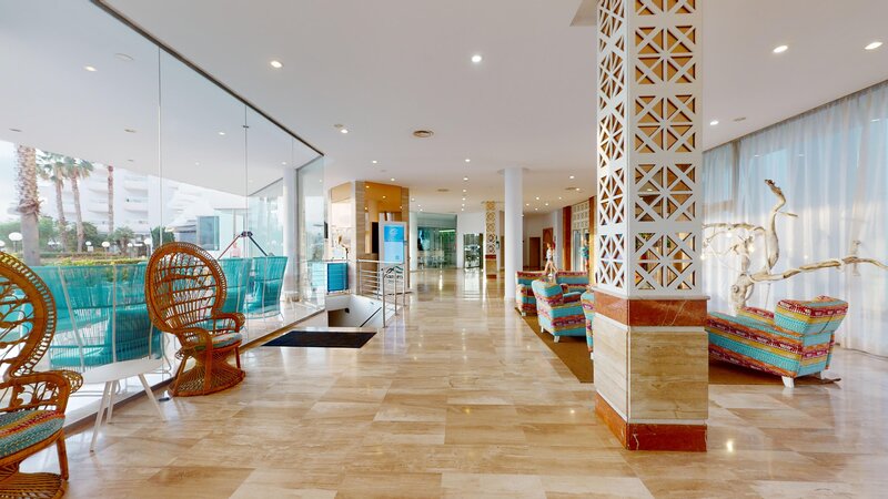 Tropic Garden Hotel & Apartments 31