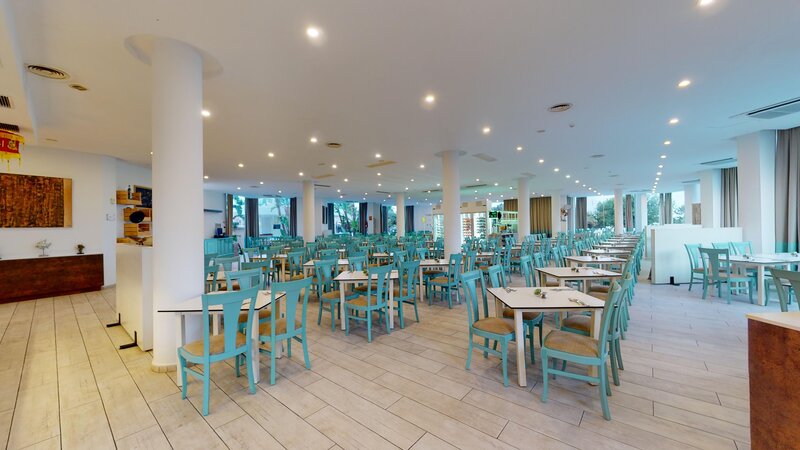 Tropic Garden Hotel & Apartments 34
